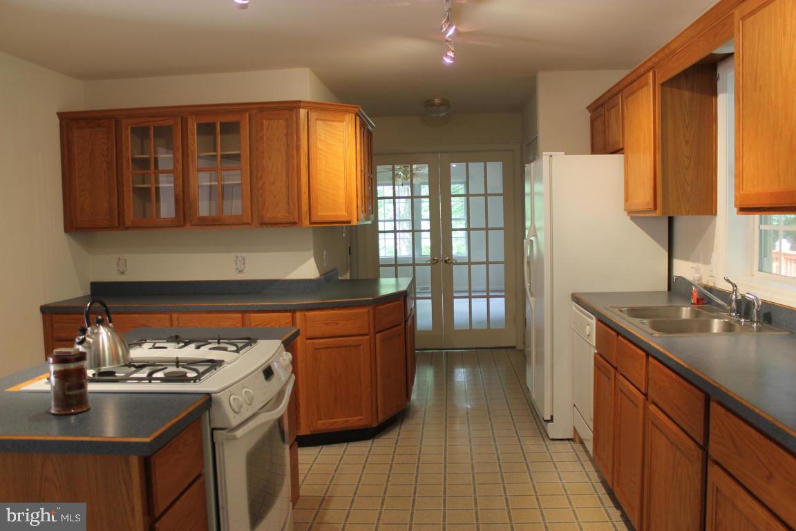 168 Cocalico Road Robesonia, PA 19551 - Photo 7 of 28