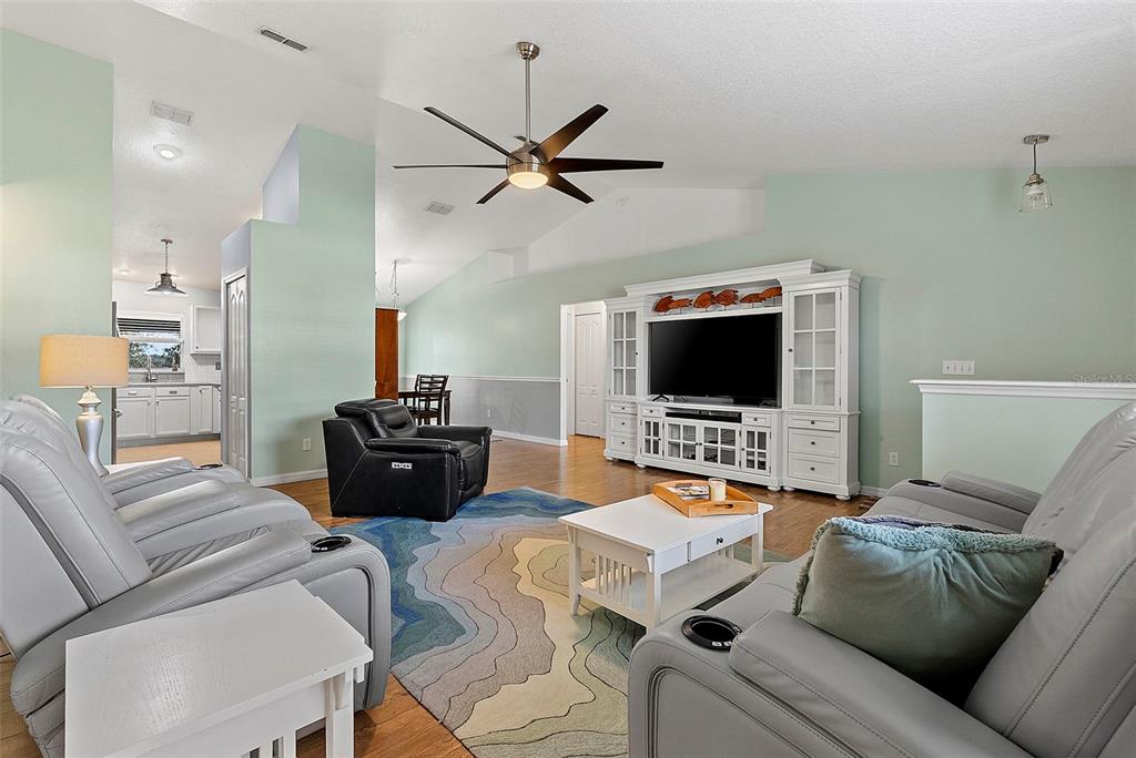 10828 Crescent Ridge Loop Clermont, FL 34711 - Photo 6 of 29 Gallery Image 6