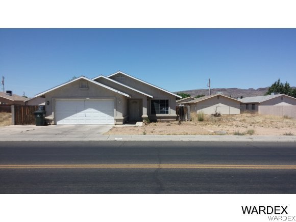 3665 North Willow Road Kingman, AZ 86409 - Photo 1 of 20 Gallery Image 1