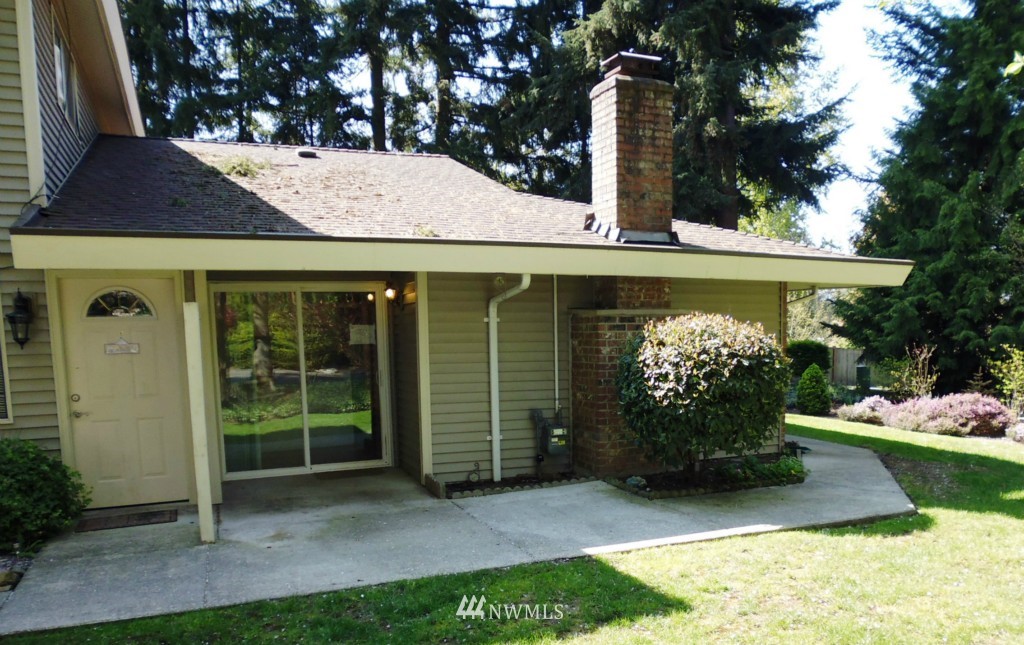 424 214th Street Southwest, Unit 24A Bothell, WA 98021 - Photo 1 of 17