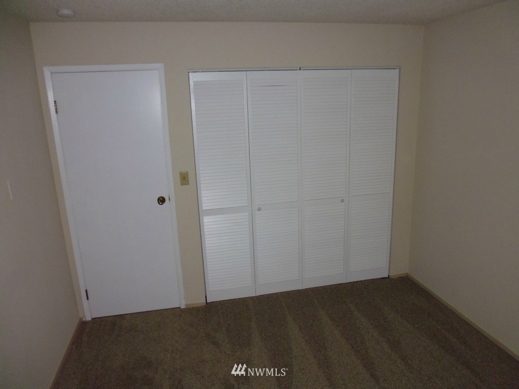 424 214th Street Southwest, Unit 24A Bothell, WA 98021 - Photo 15 of 17
