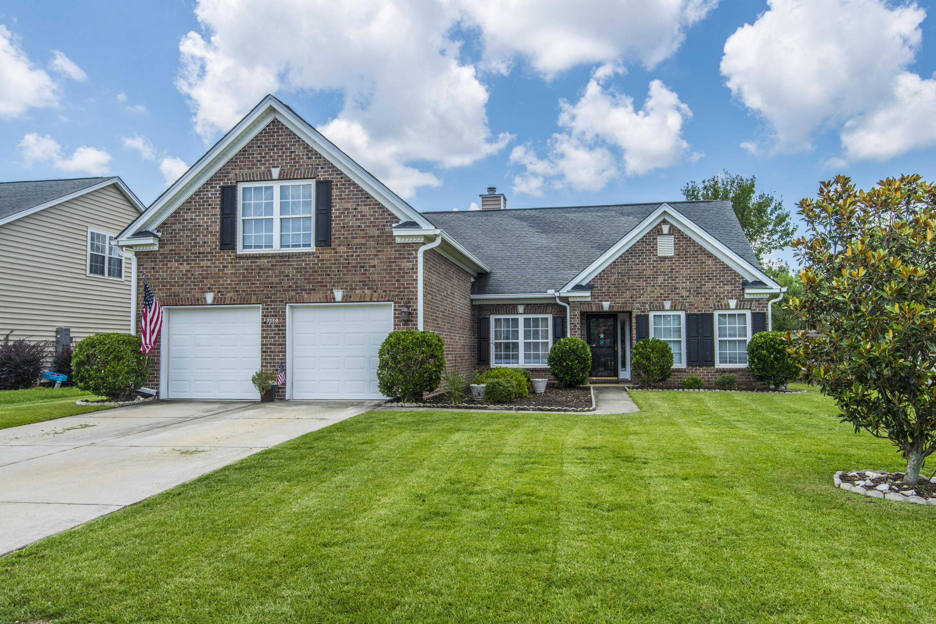 7319 Kestrel Trail Hanahan, SC 29410 - Photo 2 of 34 _DSC6003