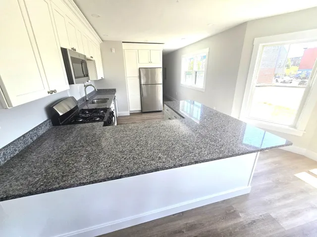 $549,900 | 106 Cumberland Avenue, Unit 101, Portland, ME 04101