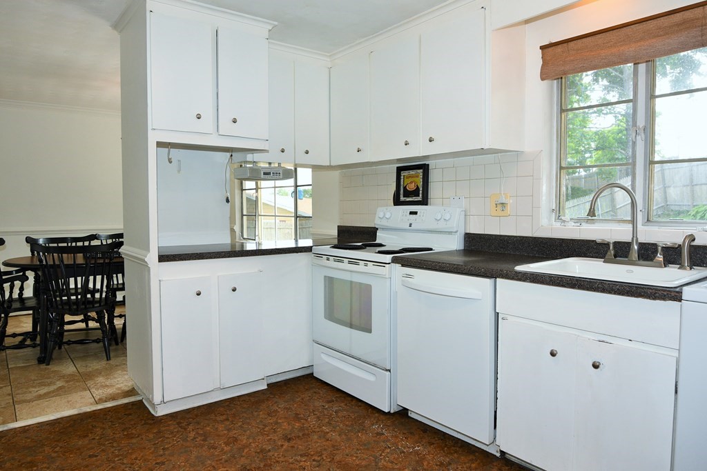 22 Cornell Road Beverly, MA 01915 - Photo 7 of 31 Gallery Image 7