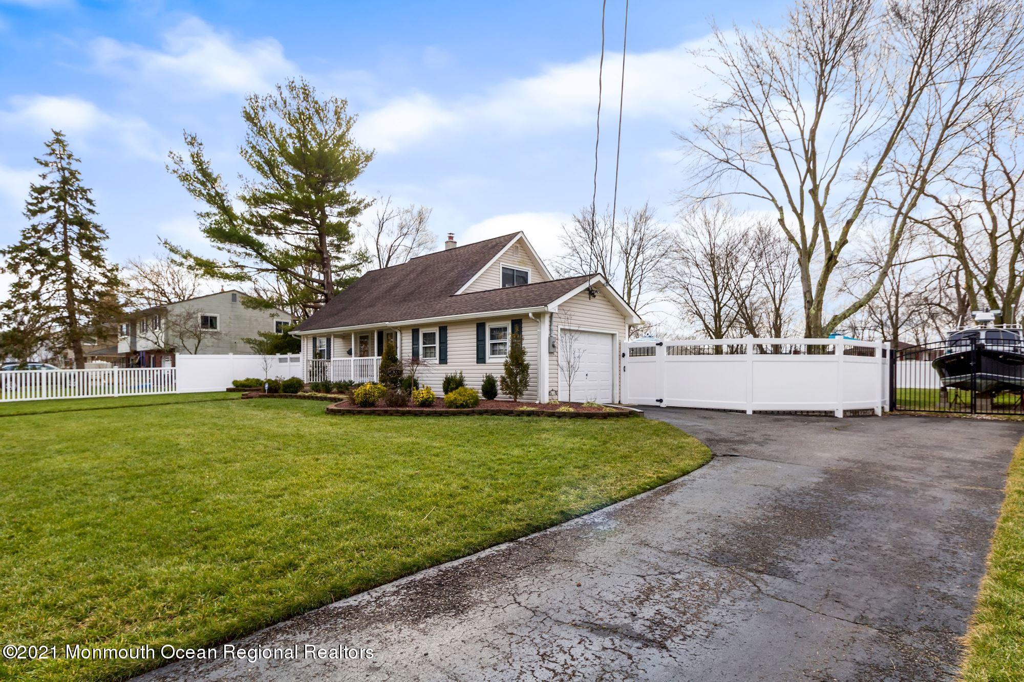 36 Lexington Road Howell, NJ 07731 - Photo 20 of 21 Garage
