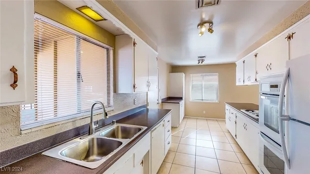 $1,650 | 625 Helyne Street, Las Vegas, NV 89107