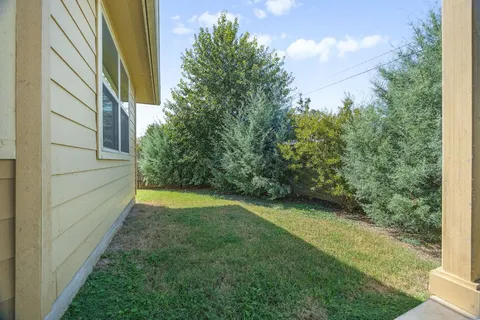 $2,200 | 1419 Grande Mesa Drive, Georgetown, TX 78626