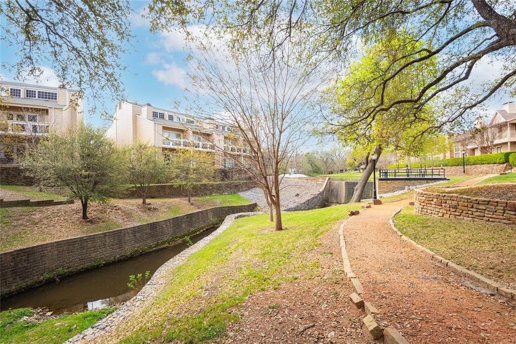 14333 Preston Road, Unit 2807 Dallas, TX 75254 - Photo 30 of 31 View of home's community