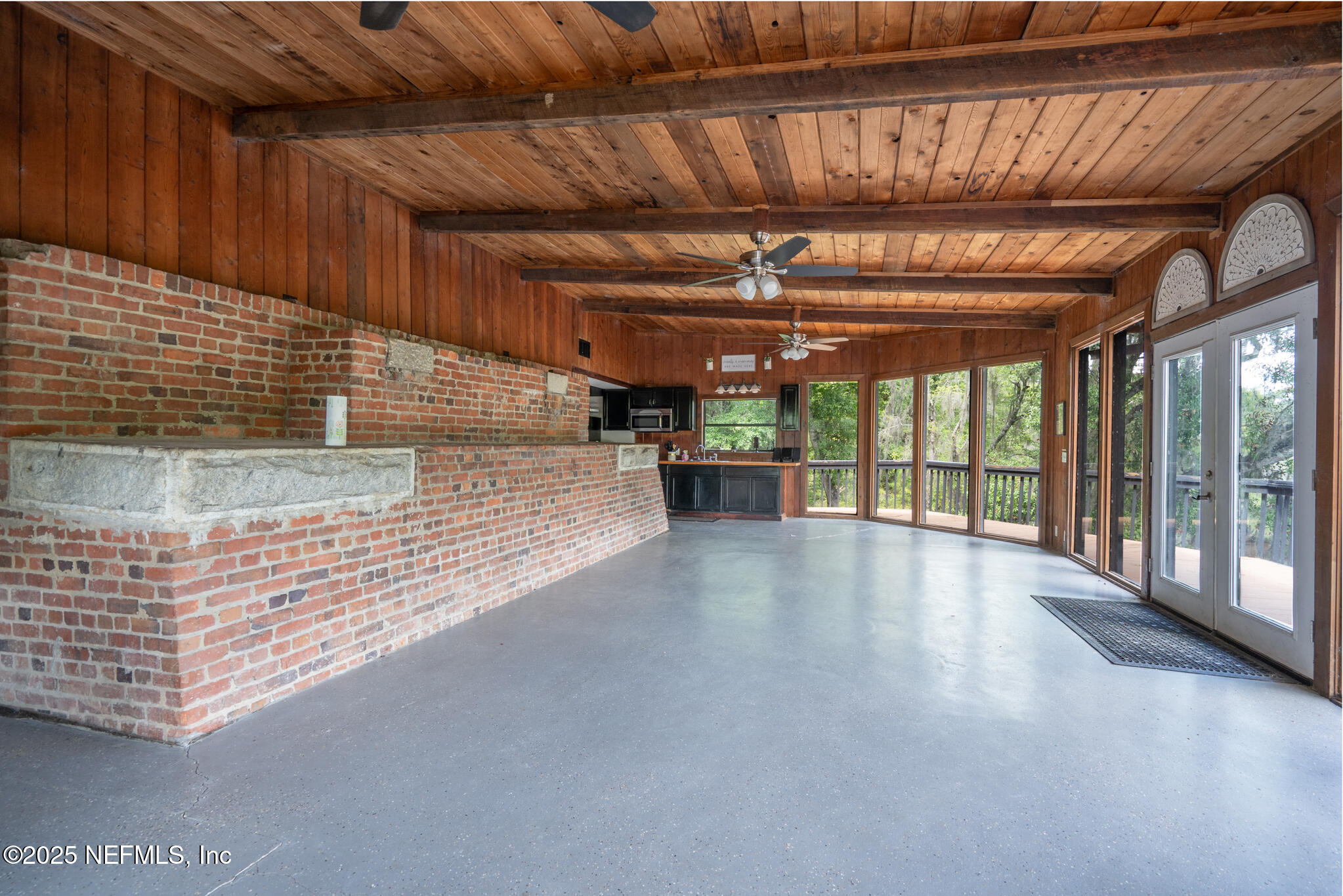 181040 Autumn Road Hilliard, FL 32046 - Photo 19 of 46 a view of water heater room with windows