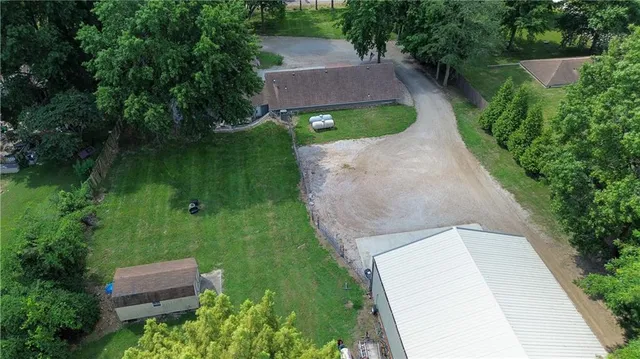 $475,000 | 38202 East Old Pink Hill Road, Oak Grove, MO 64075