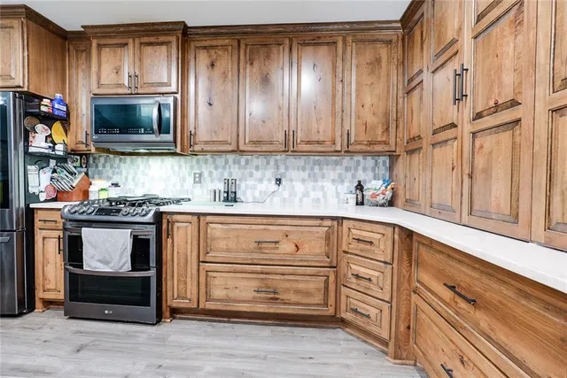 $475,000 | 38202 East Old Pink Hill Road, Oak Grove, MO 64075