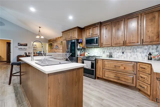 $475,000 | 38202 East Old Pink Hill Road, Oak Grove, MO 64075