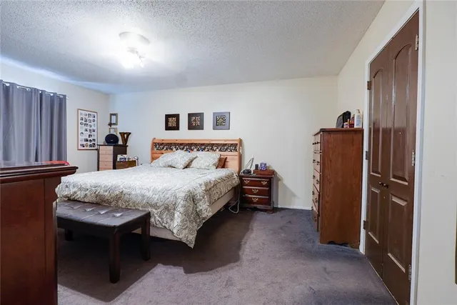 $475,000 | 38202 East Old Pink Hill Road, Oak Grove, MO 64075