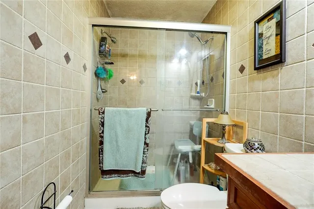 $475,000 | 38202 East Old Pink Hill Road, Oak Grove, MO 64075