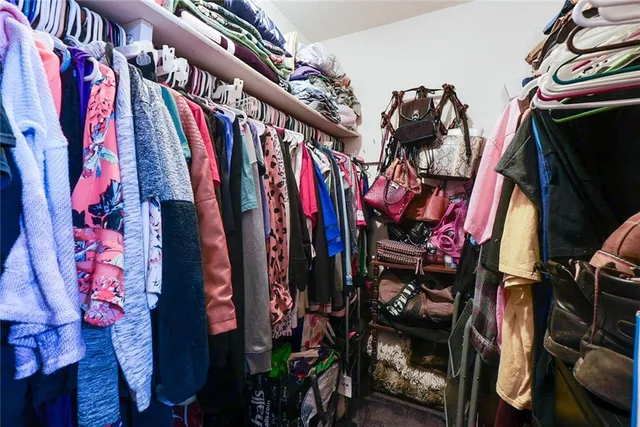 $475,000 | 38202 East Old Pink Hill Road, Oak Grove, MO 64075