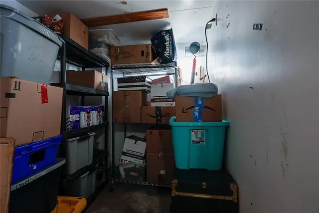 $475,000 | 38202 East Old Pink Hill Road, Oak Grove, MO 64075