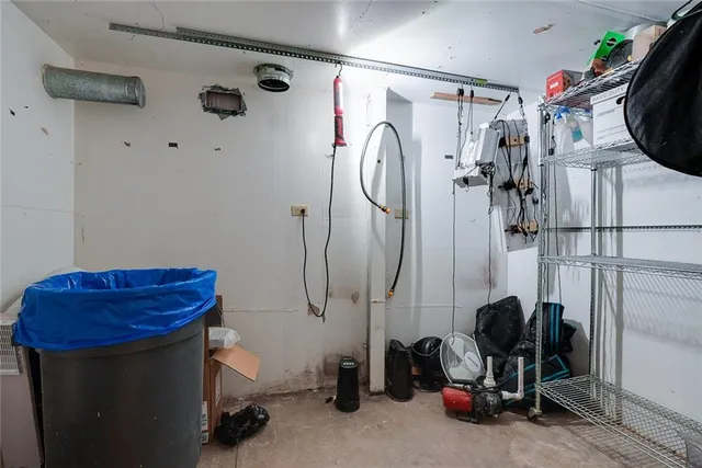 $475,000 | 38202 East Old Pink Hill Road, Oak Grove, MO 64075