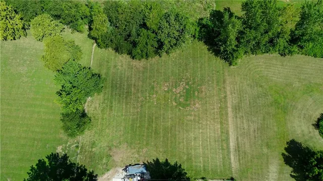 $475,000 | 38202 East Old Pink Hill Road, Oak Grove, MO 64075