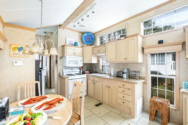 $6,000 | 185 Cotuit Road, Unit 1 JUNIPER, Sandwich, MA 02563