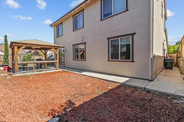 $470,000 | 20744 Fairway Drive, Patterson, CA 95363