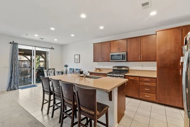 $470,000 | 20744 Fairway Drive, Patterson, CA 95363