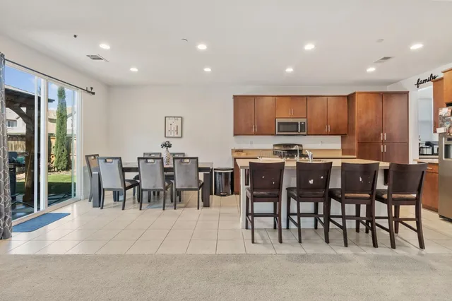 $470,000 | 20744 Fairway Drive, Patterson, CA 95363