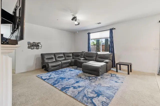 $470,000 | 20744 Fairway Drive, Patterson, CA 95363