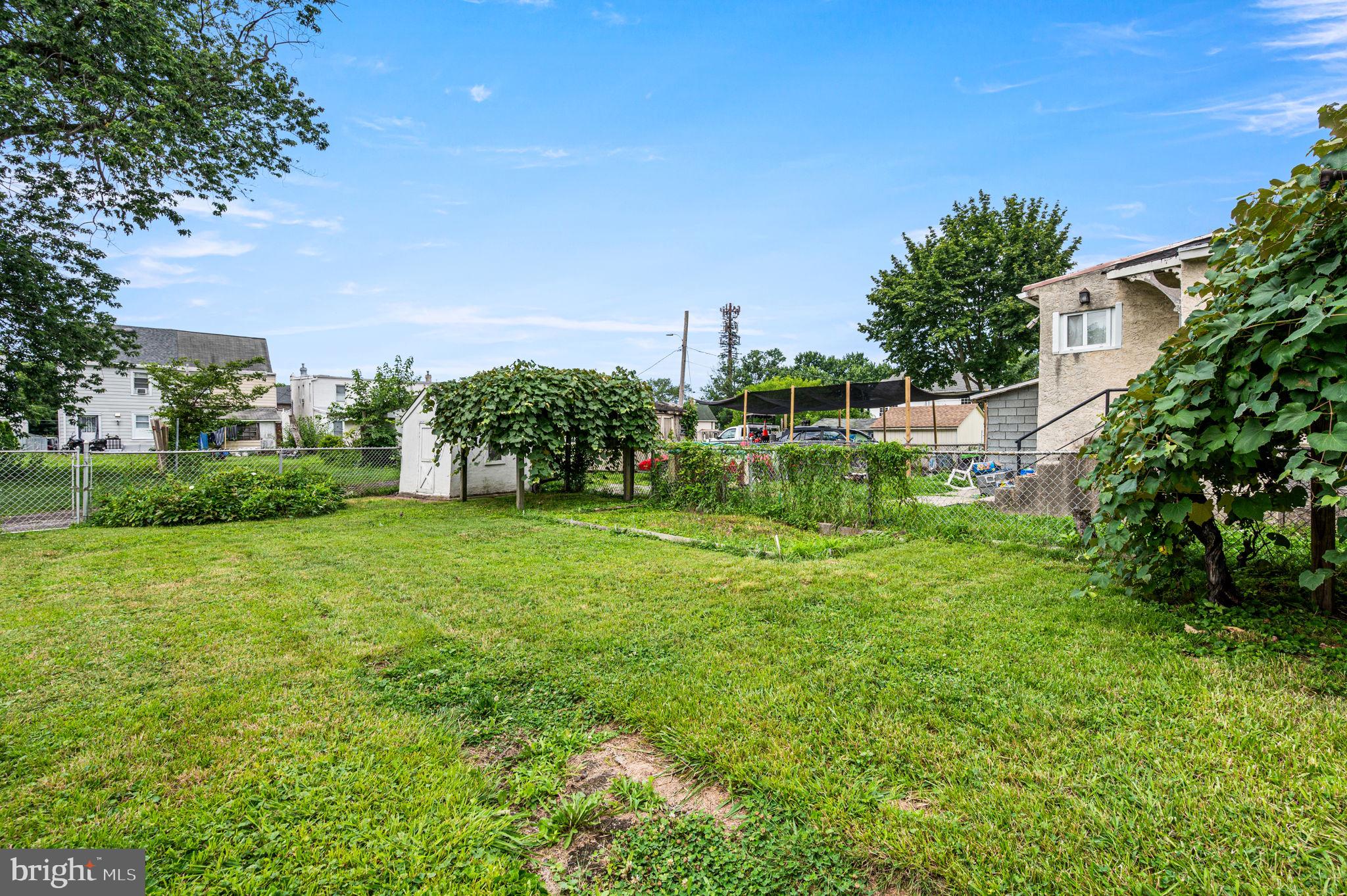 239 Fairview Road Crum Lynne, PA 19022 - Photo 23 of 27 Backyard