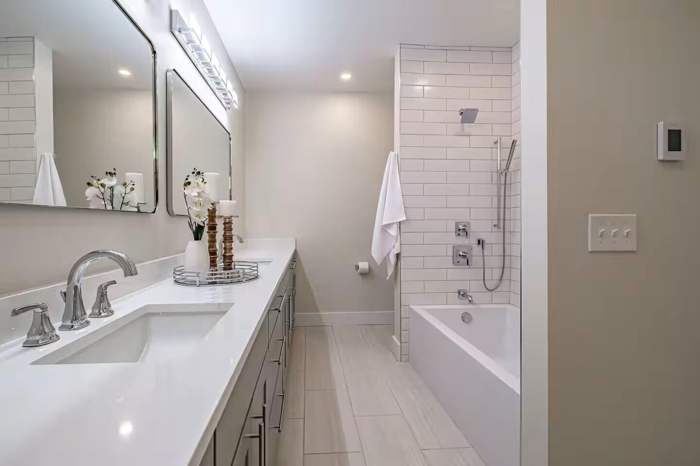 70 Maquoit Drive Freeport, ME 04032 - Photo 23 of 38 Bath 2