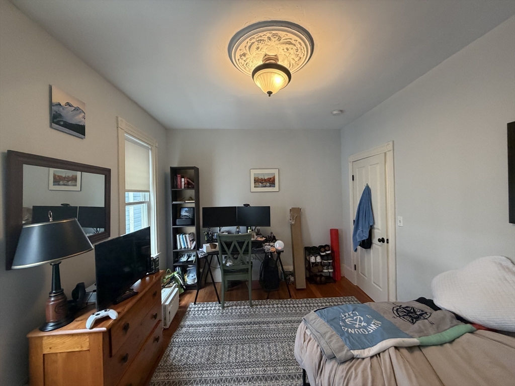 703 East 2nd Street, Unit 2 Boston, MA 02127 - Photo 6 of 17