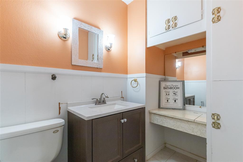 1111 Beall Street Sweetwater, TX 79556 - Photo 26 of 35 1/2 bath