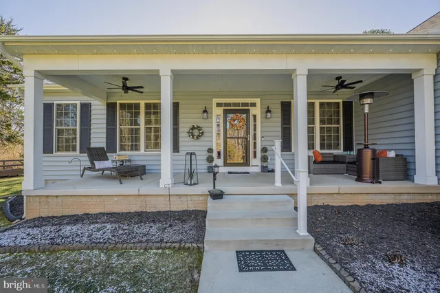 a view of a entryway front of house