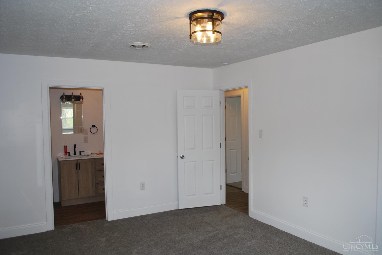 1707 Parker Road Milford, OH 45150 - Photo 18 of 38