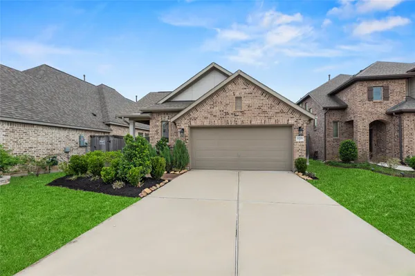 $2,400 | 10818 Cassiopeia Creek Circle, Richmond, TX 77406