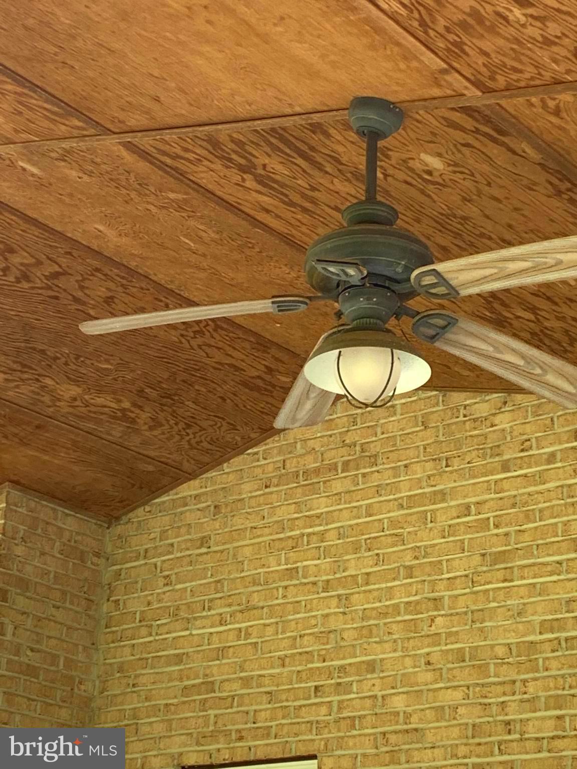 4248-4250 Poole ( 2 Separate Ranchers) Road Finksburg, MD 21048 - Photo 45 of 82 Ceiling Fan on Side Covered Porch