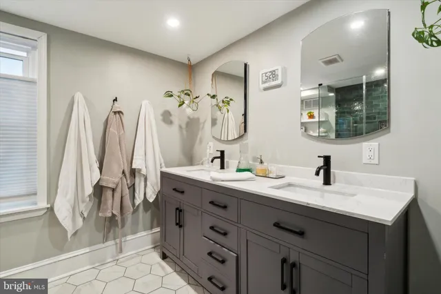 $579,000 | 883 Perkiomen Street, Philadelphia, PA 19130