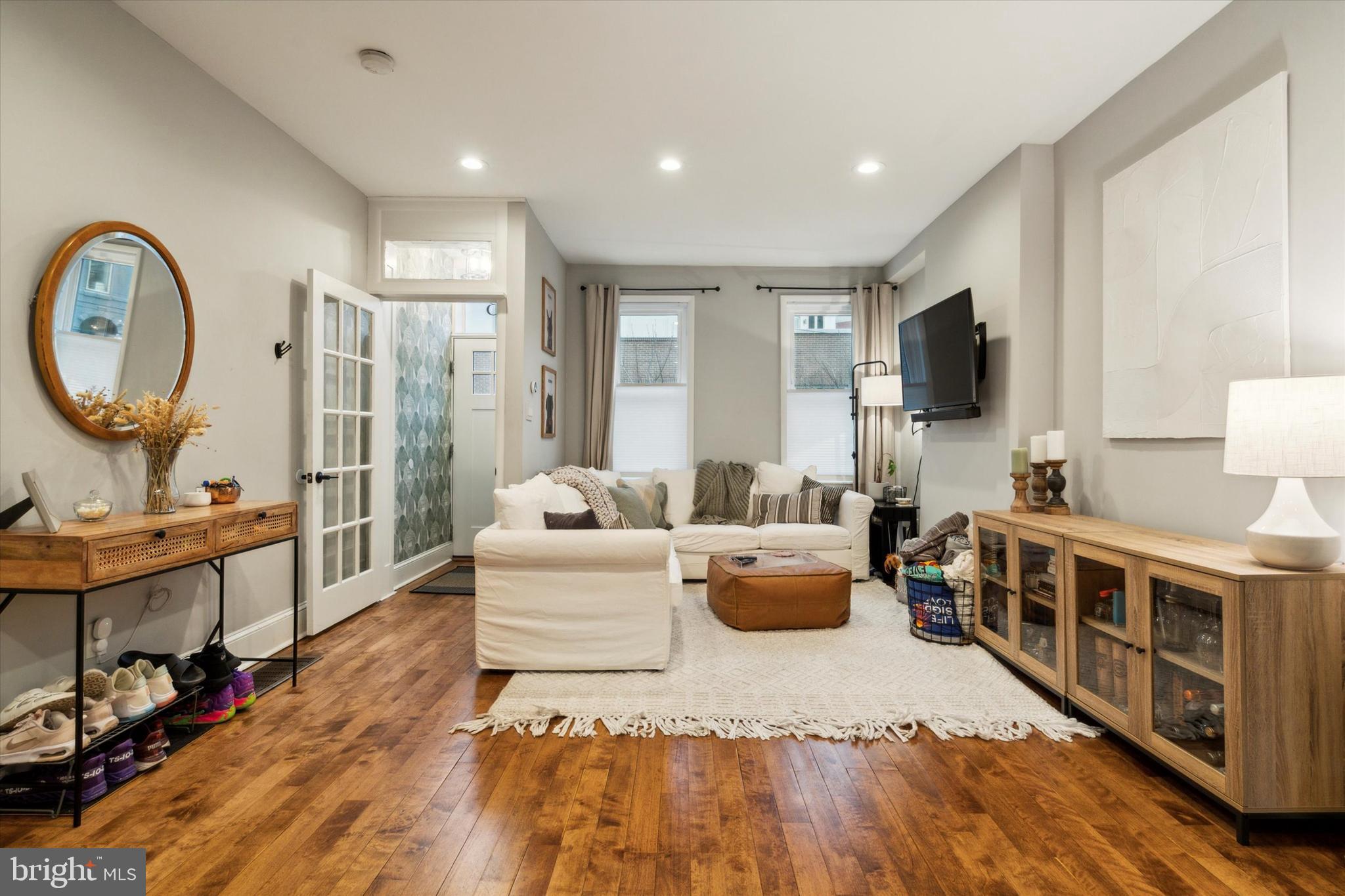 883 Perkiomen Street Philadelphia, PA 19130 - Photo 8 of 25