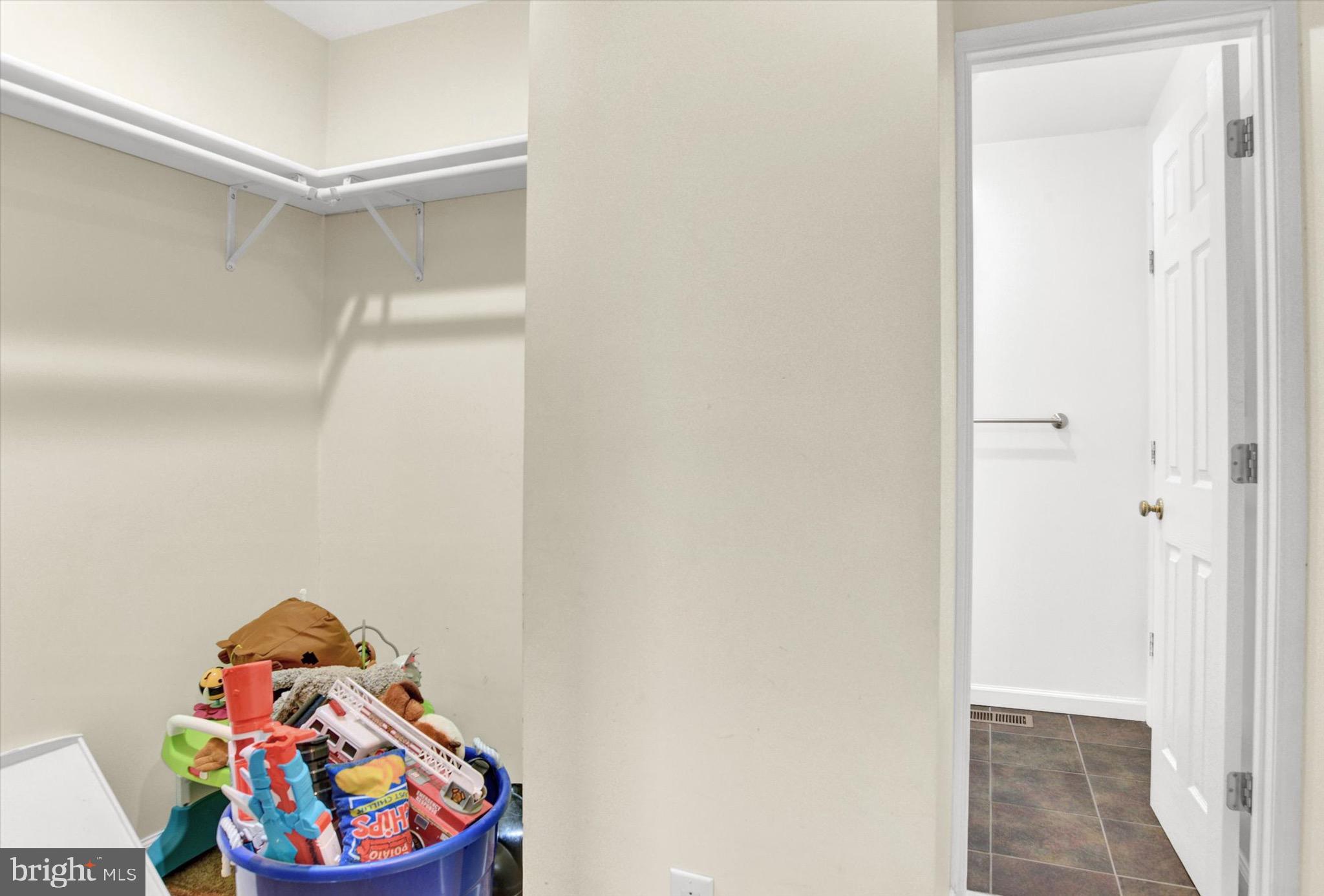 352 Poplar Road Essex, MD 21221 - Photo 15 of 26 Gallery Image 15