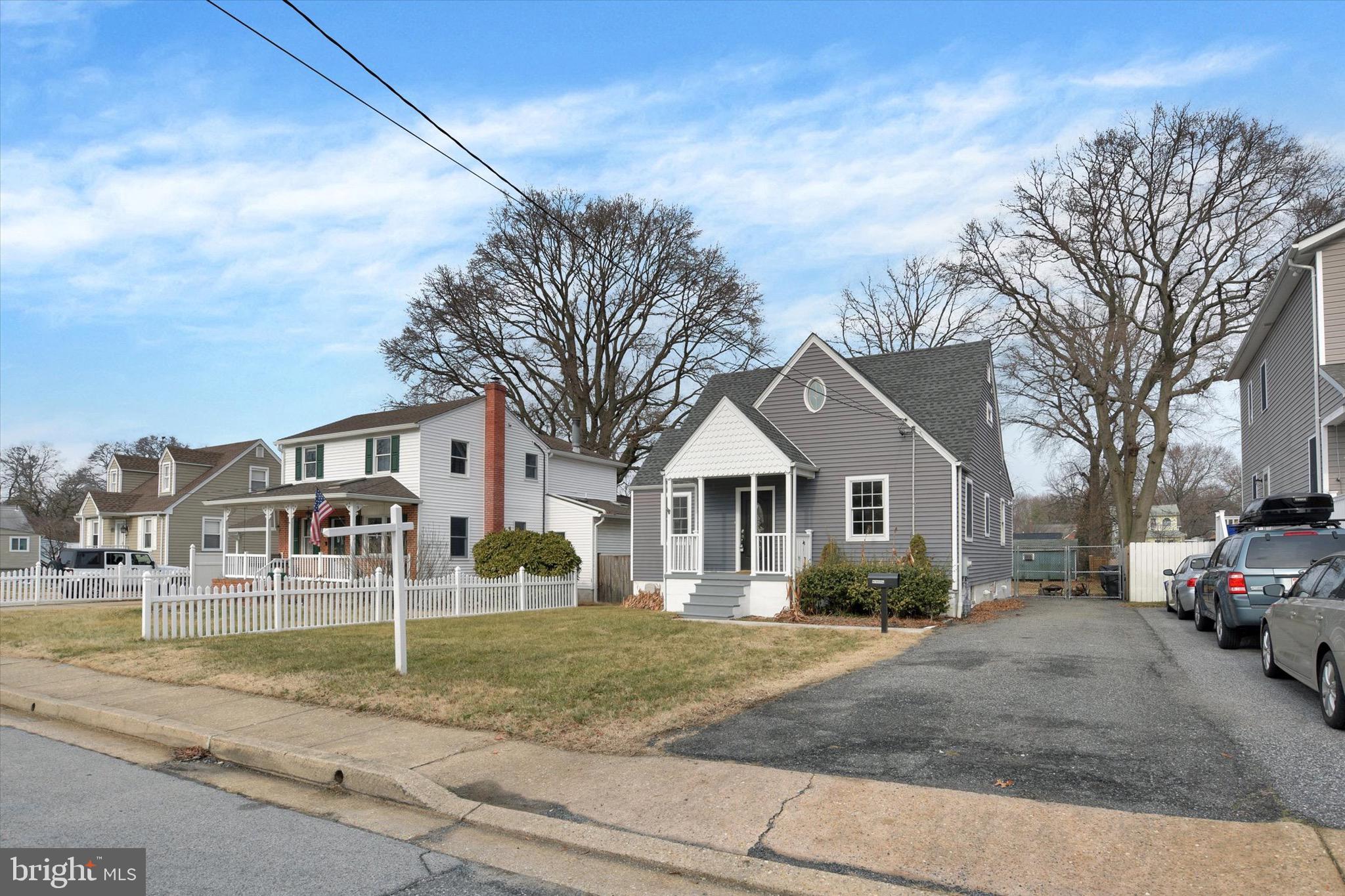 352 Poplar Road Essex, MD 21221 - Photo 3 of 26 Gallery Image 3