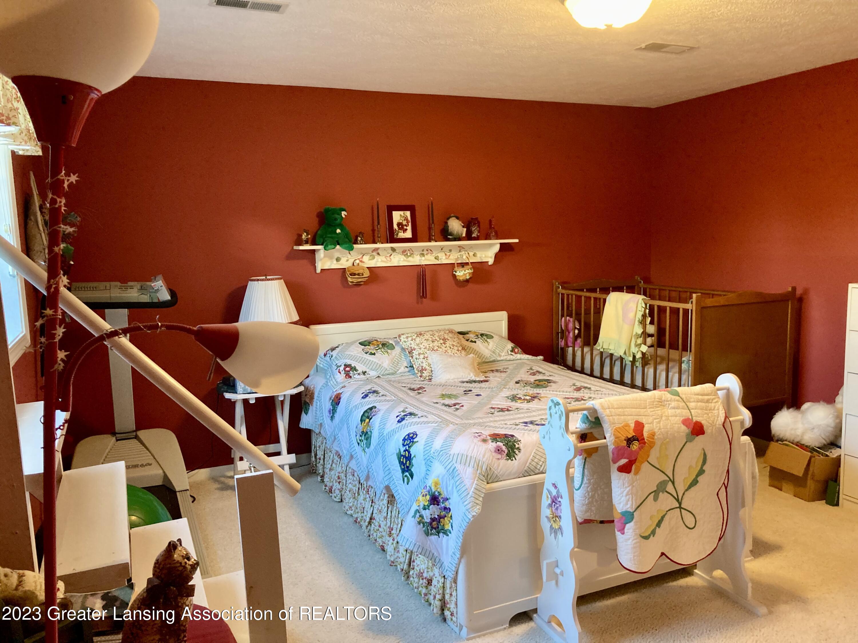 1400 Wildcat Road St. Johns, MI 48879 - Photo 36 of 41 LL Primary bedroom