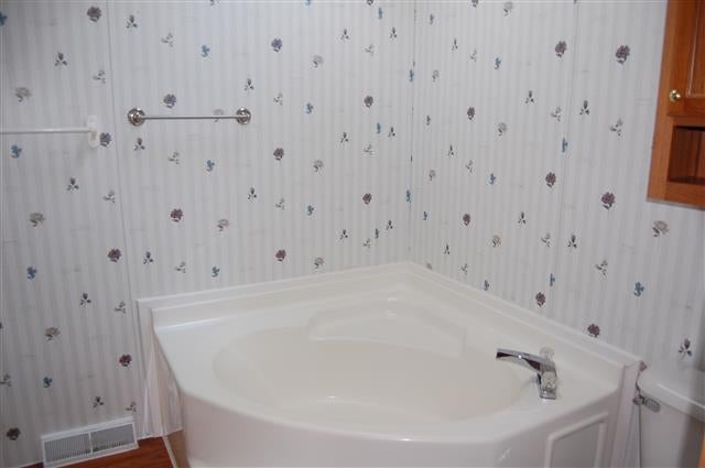 1140 Division Street Cheboygan, MI 49721 - Photo 12 of 16 Gallery Image 12