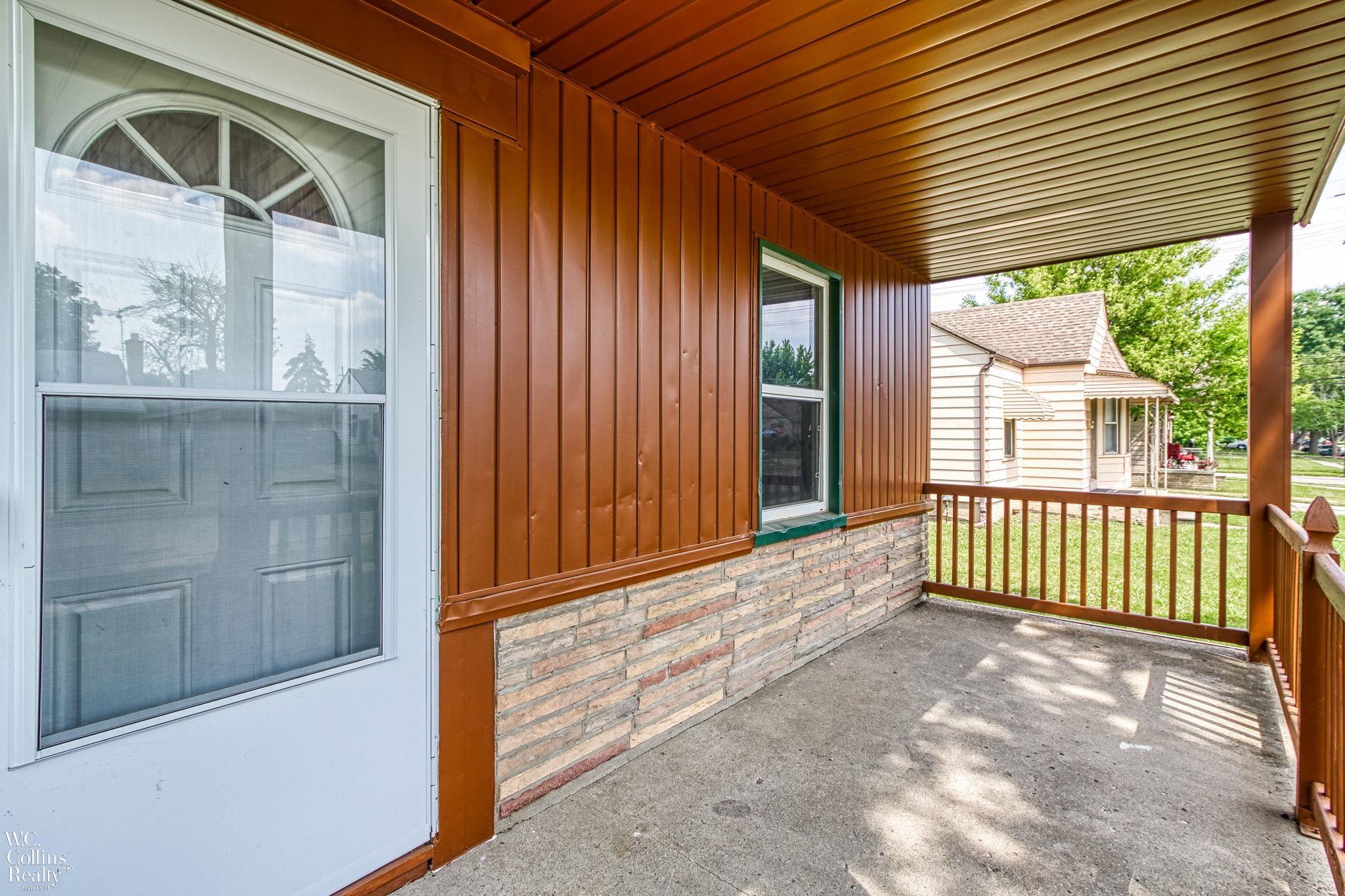 23149 Rausch Avenue Eastpointe, MI 48021 - Photo 9 of 48