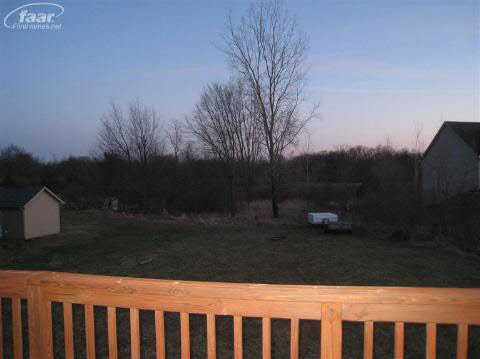 1233 Petts Road Fenton, MI 48430 - Photo 2 of 10 20217182-1.JPG