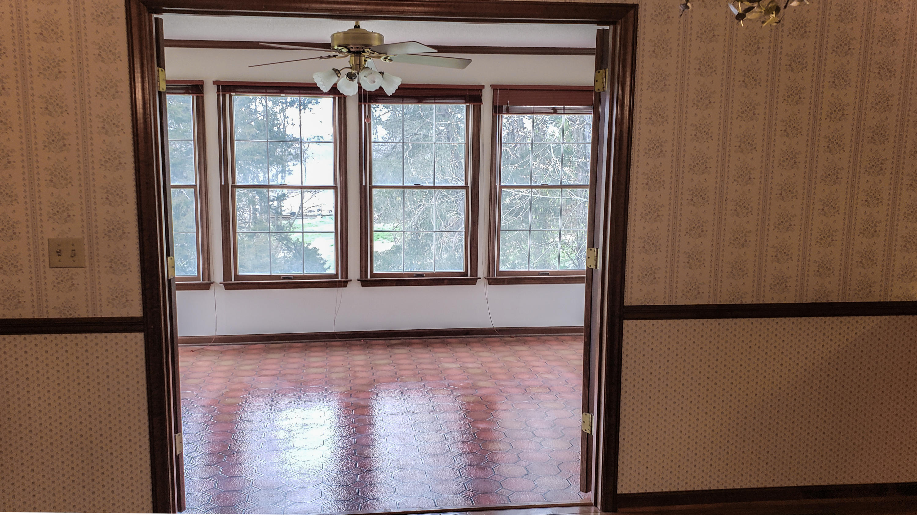 419 Old Stage Road Gray, TN 37615 - Photo 18 of 34 419 Old Stage Rd -11