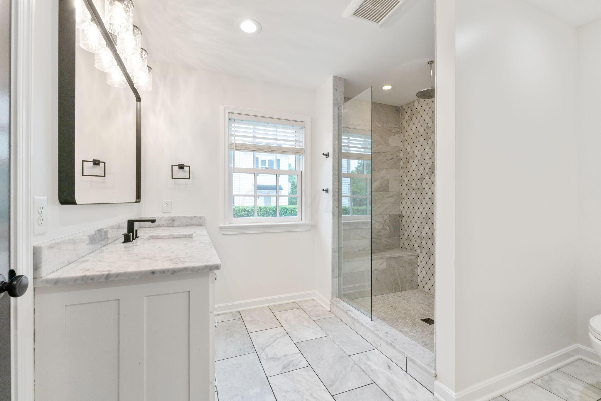 2635 Camden Road Columbus, OH 43221 - Photo 16 of 31 2635Camden28