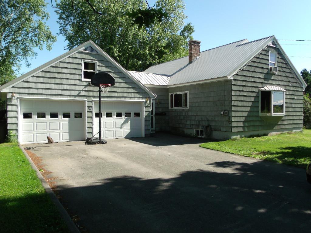 22 Fort Street Caribou, ME 04736 - Photo 2 of 12 Photo