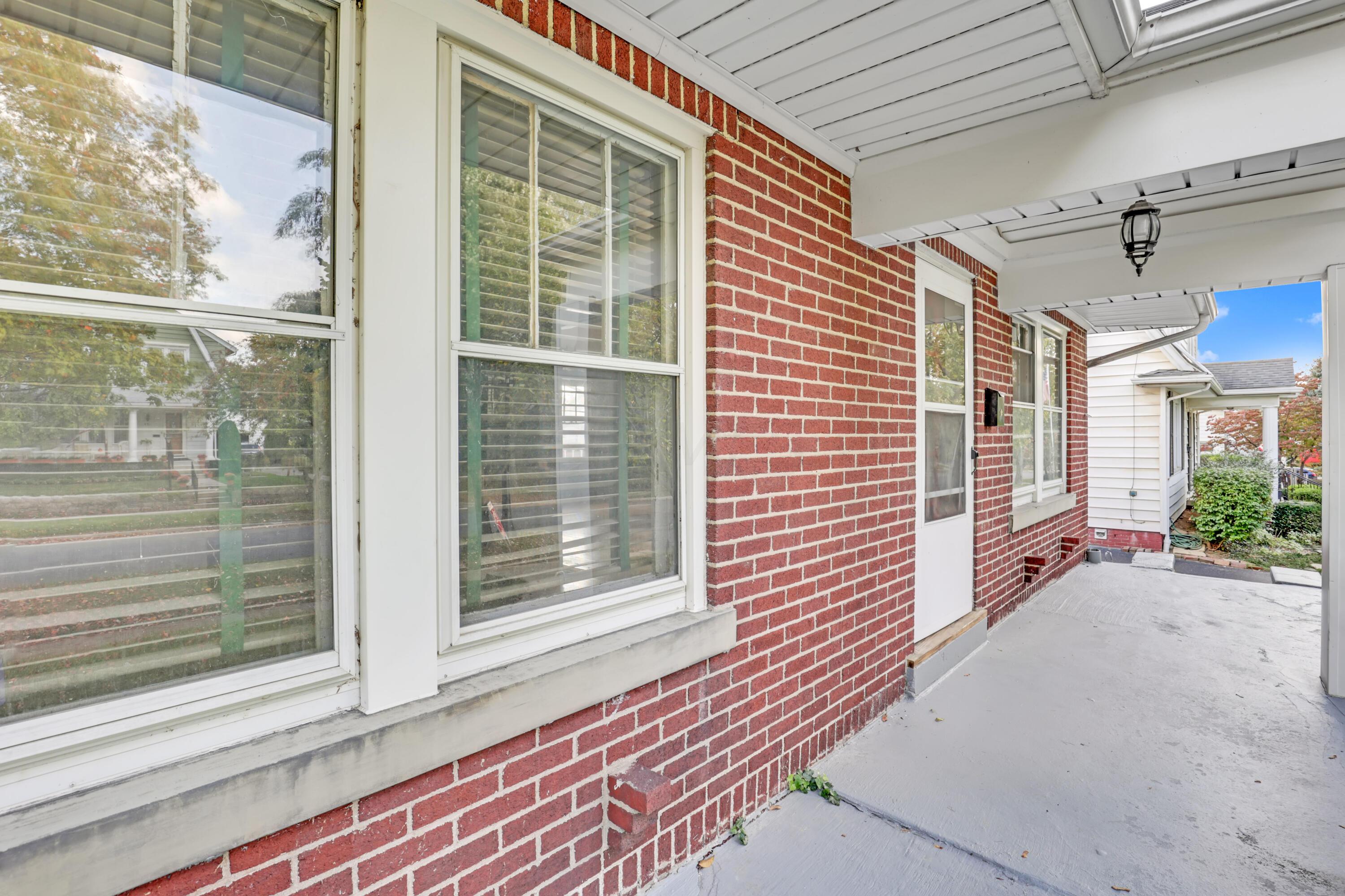 171 Fallis Road Columbus, OH 43214 - Photo 3 of 51 Gallery Image 3