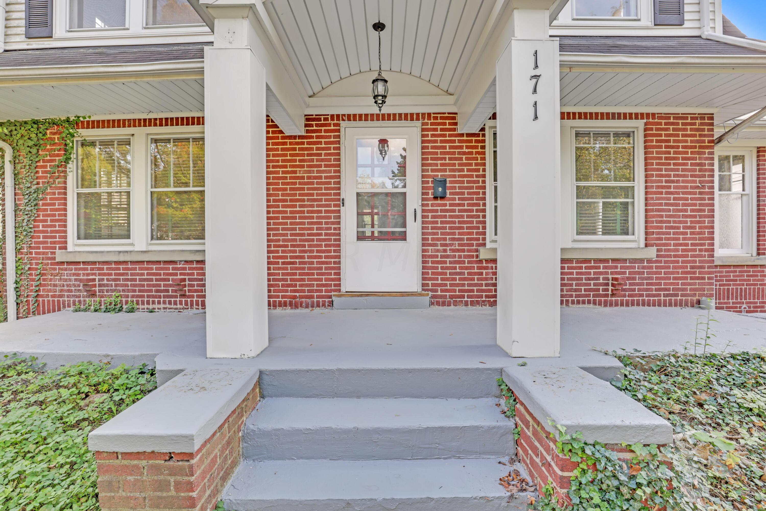 171 Fallis Road Columbus, OH 43214 - Photo 4 of 51 Gallery Image 4