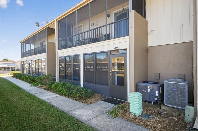 $210,000 | 1640 Juno Trail, Unit 102A, Astor, FL 32102