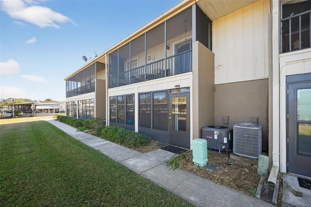 $210,000 | 1640 Juno Trail, Unit 102A, Astor, FL 32102
